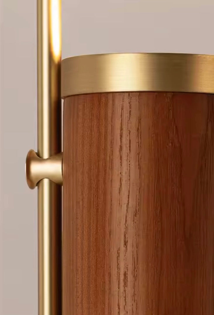 Lámpara de Mesa de Madera y Latón — Pantalla tipo Disco