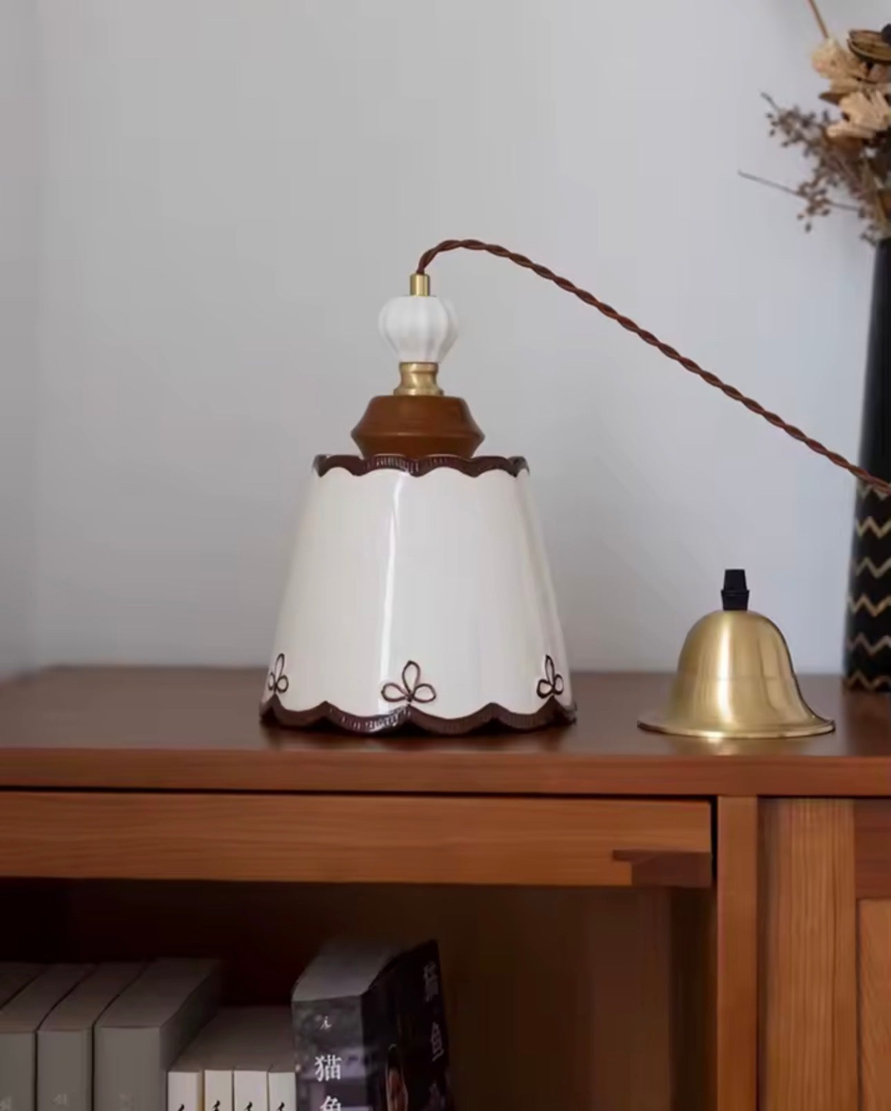 Lámpara Colgante Vintage de Cerámica Pintada a Mano