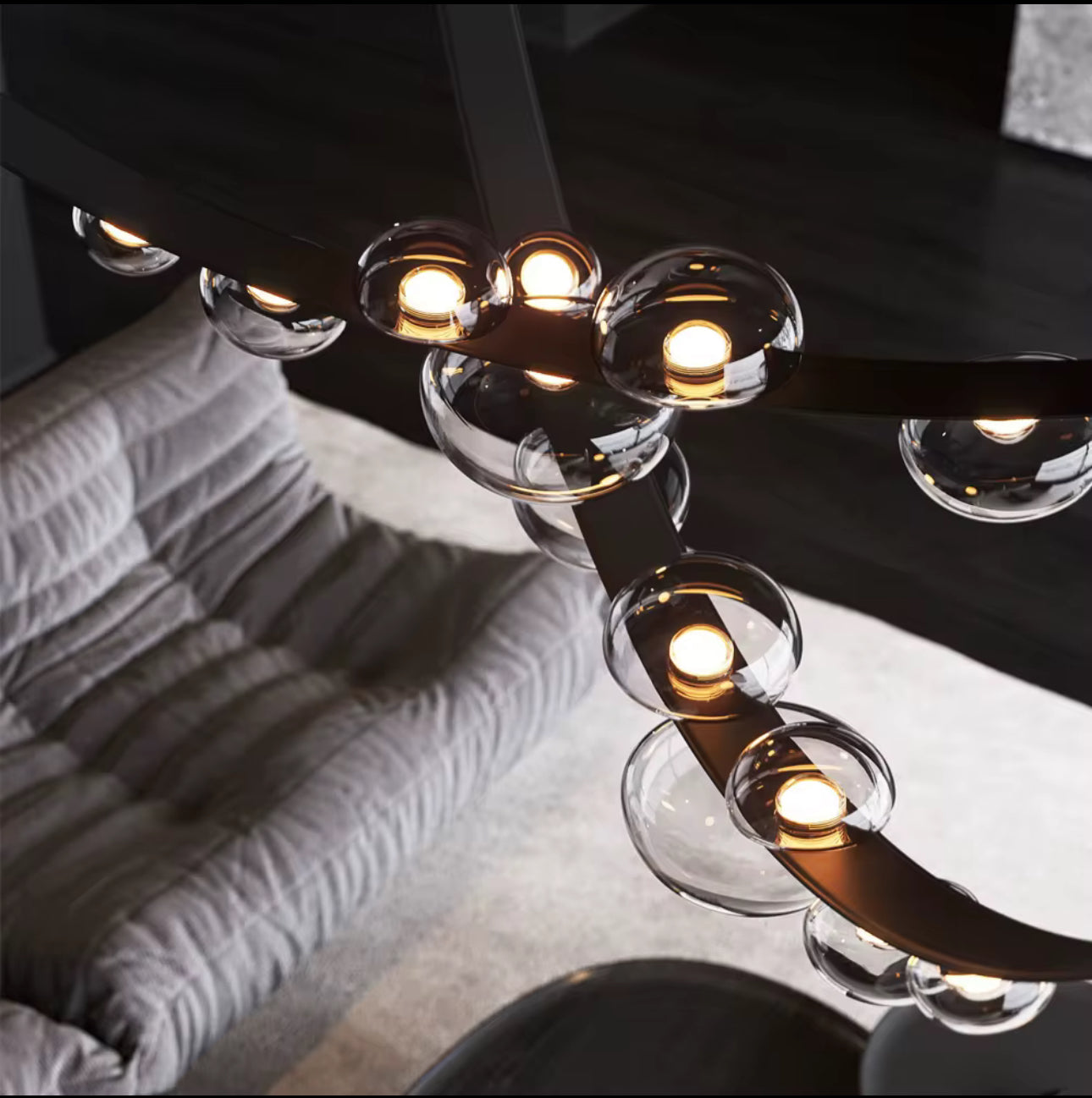 Lampara con correas de cuero